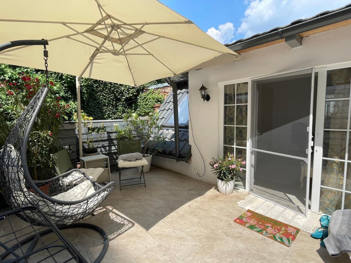 Casa In Inima Capitalei Villa Bukares Bagian luar foto